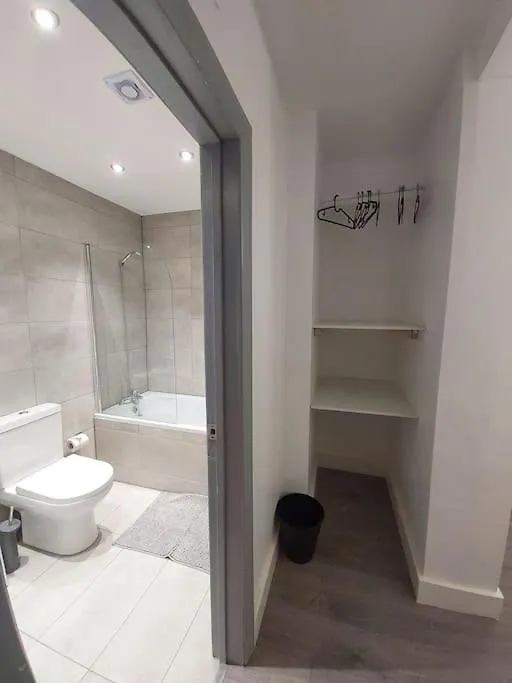 Apartment Home Away Barking Barking  United Kingdom